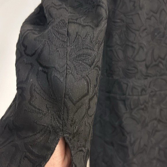 Louis Feraud - Picture 4 of 16